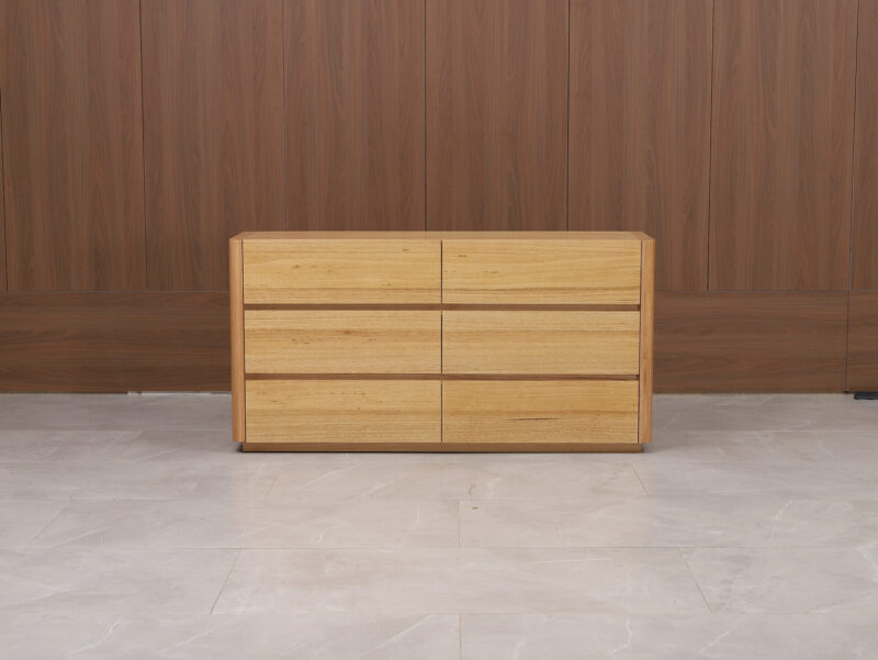 HARBOUR DRESSER | TAS Oak & Veneer